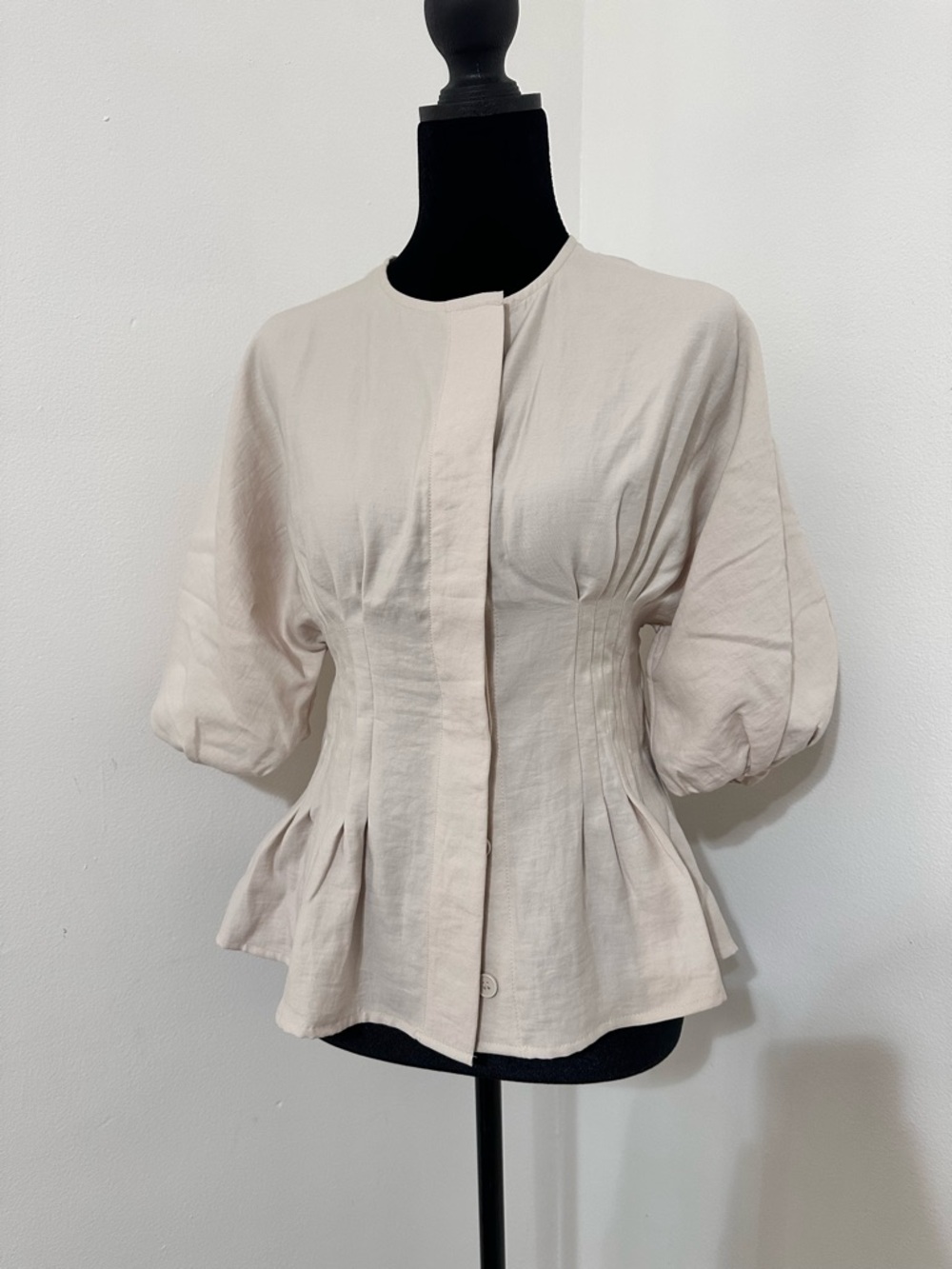 H&M Cream Pintuck Peplum Button-Front Blouse
